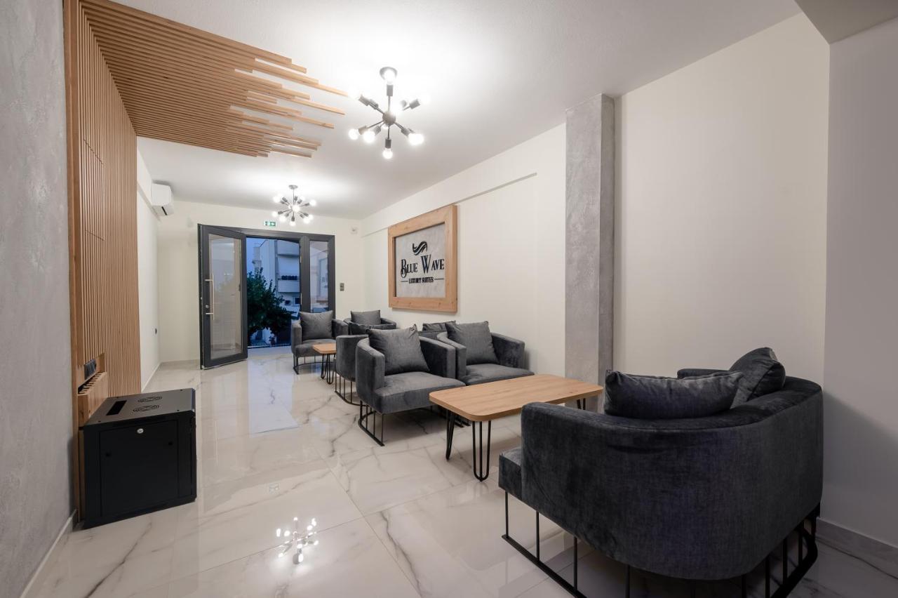 Blue Wave Luxury Suites Nea Iraklitsa Bagian luar foto