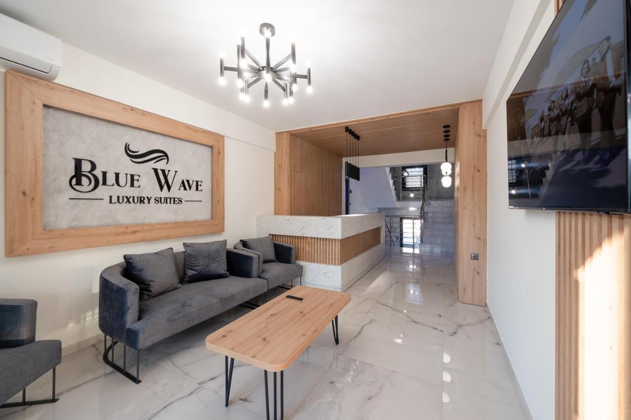 Blue Wave Luxury Suites Nea Iraklitsa Bagian luar foto