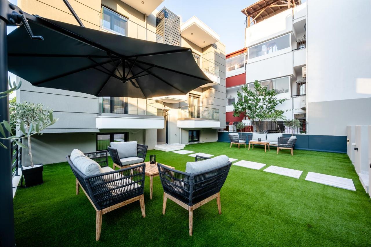 Blue Wave Luxury Suites Nea Iraklitsa Bagian luar foto
