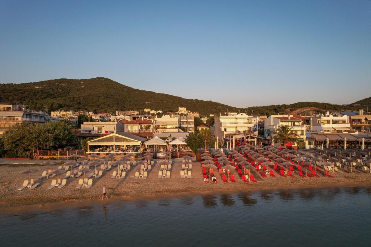 Blue Wave Luxury Suites Nea Iraklitsa Bagian luar foto